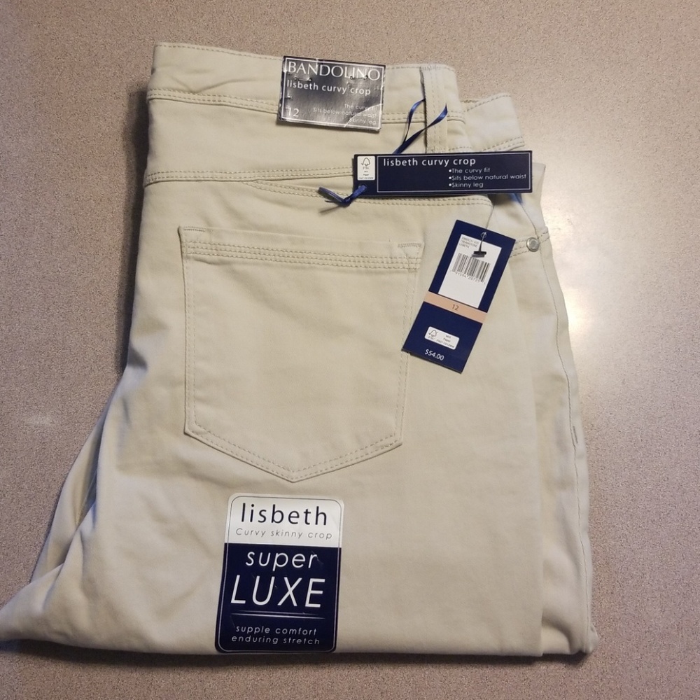 Bandolino size 12 curvy crop pants